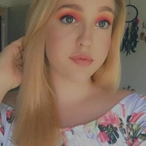 Meet your Posher, Mackenzie